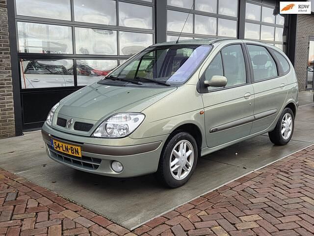 Occasion Renault Scénic II 108 PK (79 kW) 2003 Groen MPV