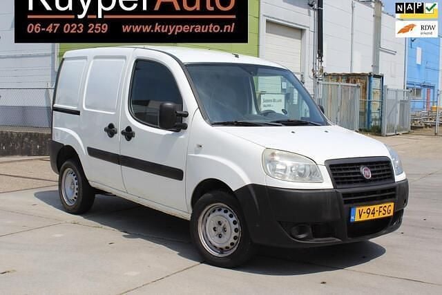 Wit Gebruikt 2008 Fiat Doblò Basis MPV | € 3.450 (Goede deal) - Afbeelding 1/4