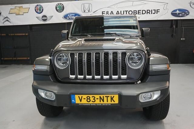 Grijs Occasion 2022 Jeep Gladiator Pickup | € 53.950 - Afbeelding 1/4