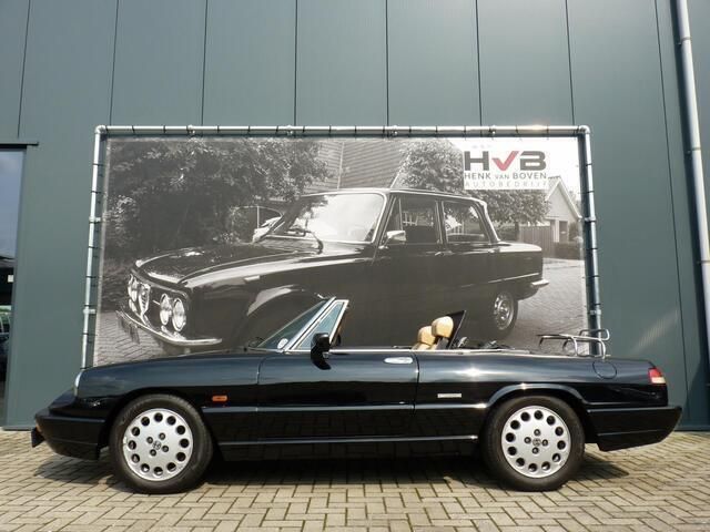 Occasion Alfa Romeo Spider 117 PK (86 kW) 1992 Zwart Cabriolet