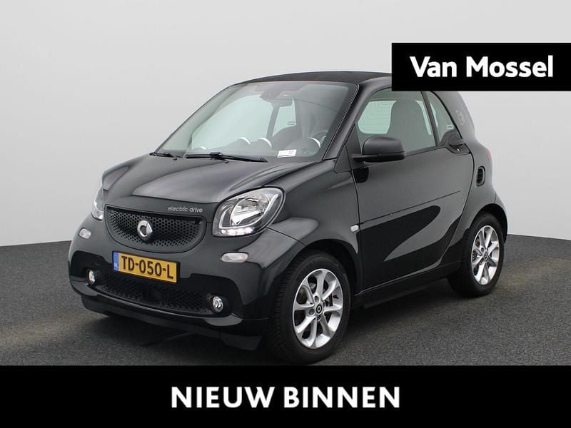 Zwart Gebruikt 2018 Smart ForTwo Electric Drive Pure Hatchback | € 6.900 (Goede deal) - Afbeelding 1/4