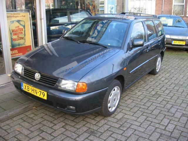 Grijs Gebruikt 1998 VW Polo Stationwagen | € 2.750 - Afbeelding 1/4