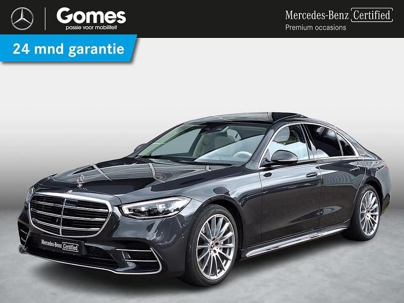 Grijs, metallic lak Gebruikt 2023 Mercedes S450 AMG line Sedan | € 102.950 (Eerlijke prijs) - Afbeelding 1/4