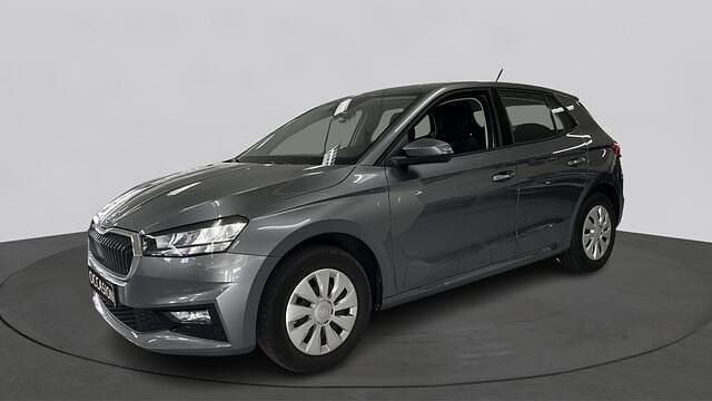 Grijs Gebruikt 2024 Skoda Fabia Selection Hatchback | € 23.950 (Eerlijke prijs) - Afbeelding 1/3