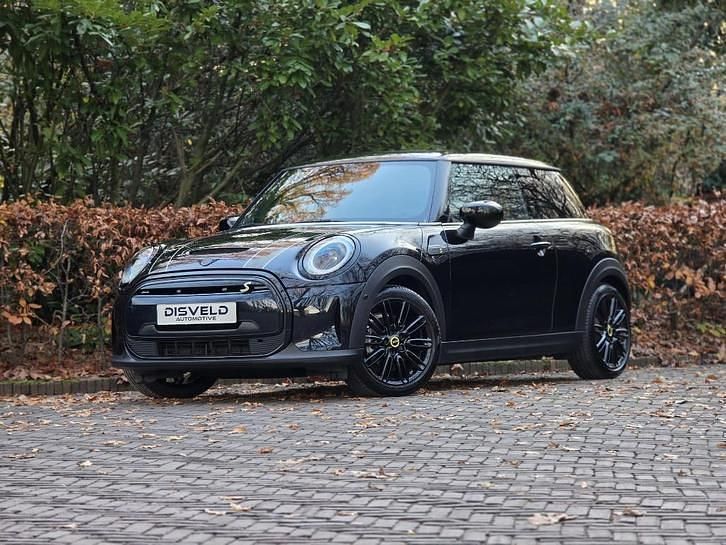 Blauw (metallic) Gebruikt 2022 Mini Cooper S Hatchback | € 25.350 (Duur) - Afbeelding 1/4