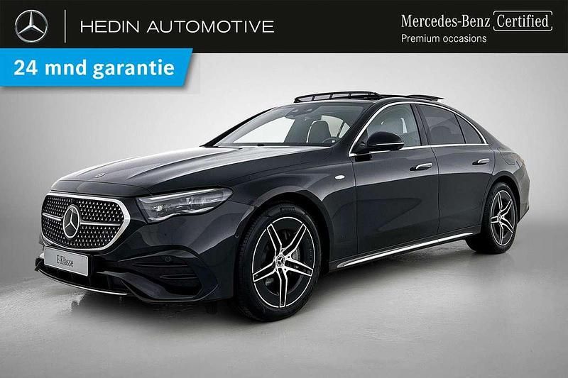 Zwart Gebruikt 2025 Mercedes E300 Sport Edition Sedan | € 74.900 - Afbeelding 1/4