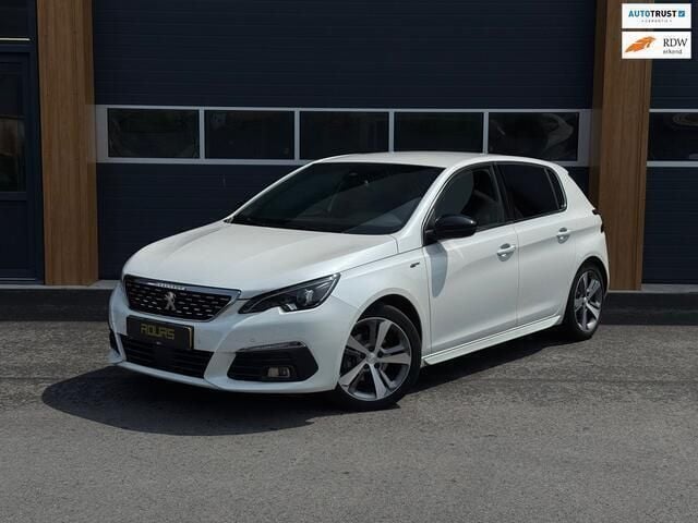 Wit Gebruikt 2021 Peugeot 308 GT Hatchback | € 17.950 (Goede deal) - Afbeelding 1/4