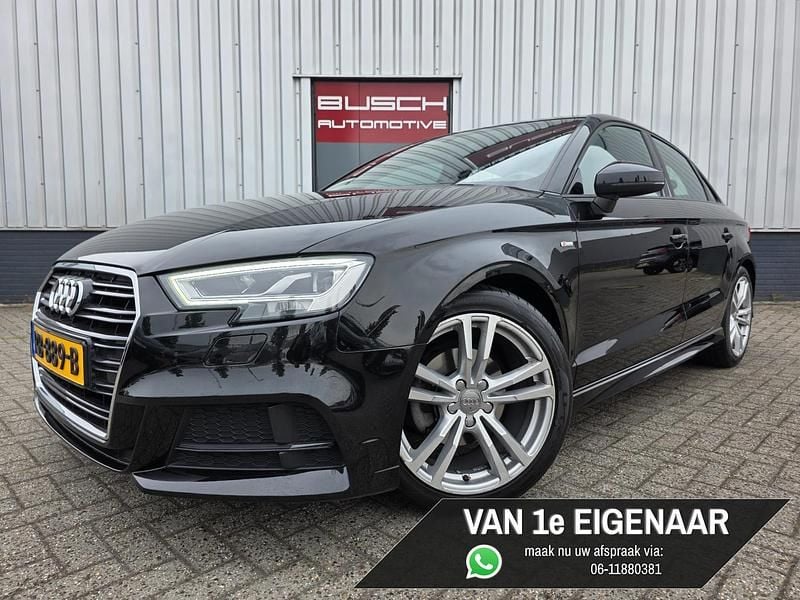 Zwart, metallic lak Gebruikt 2017 Audi A3 S-Line Sedan | € 16.995 (Eerlijke prijs) - Afbeelding 1/4