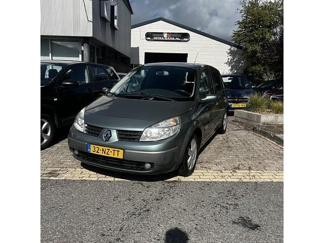 Groen Gebruikt 2004 Renault Scénic II Komfort MPV | € 1.295 (Eerlijke prijs) - Afbeelding 1/4