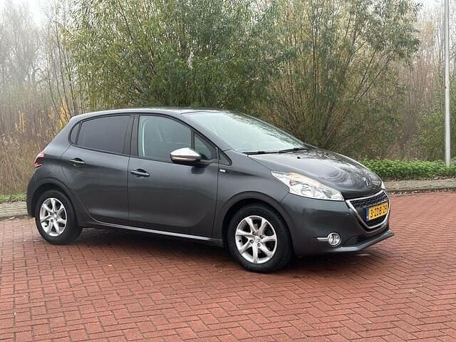 Occasion Peugeot 208 Style 82 PK (60 kW) 2015 Grijs Hatchback
