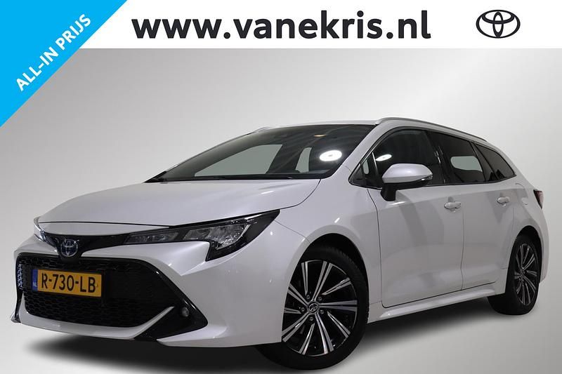 Wit Gebruikt 2022 Toyota Corolla Stationwagen | € 24.500 (Eerlijke prijs) - Afbeelding 1/4