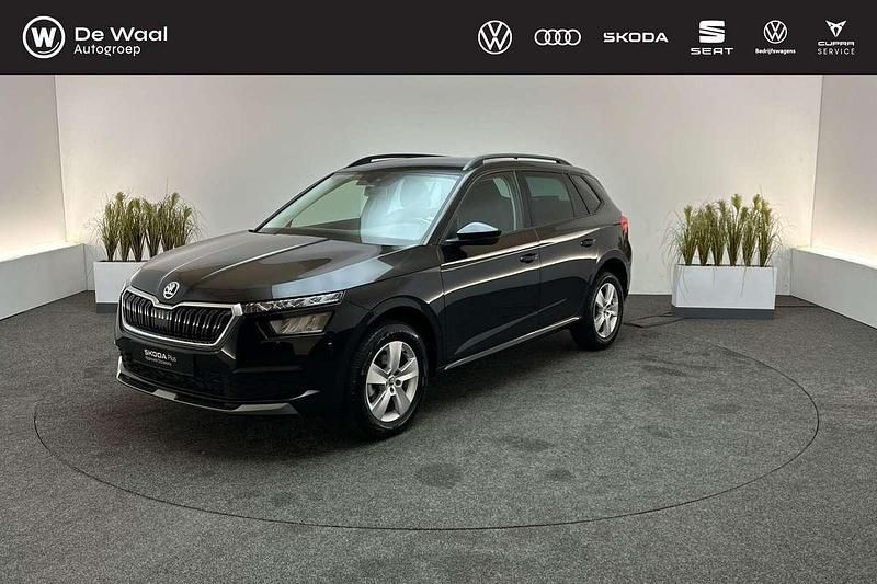 Zwart Gebruikt 2021 Skoda Kamiq Ambition SUV | € 17.395 (Eerlijke prijs) - Afbeelding 1/3
