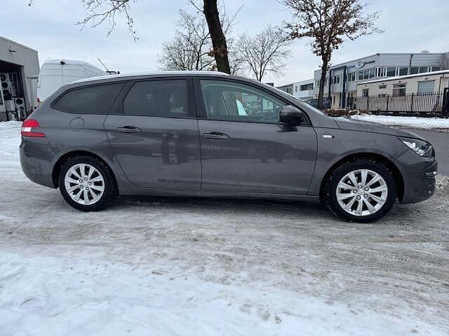 Occasion Peugeot 308 SW Style 131 PK (96 kW) 2016 Grijs (metallic) Stationwagen