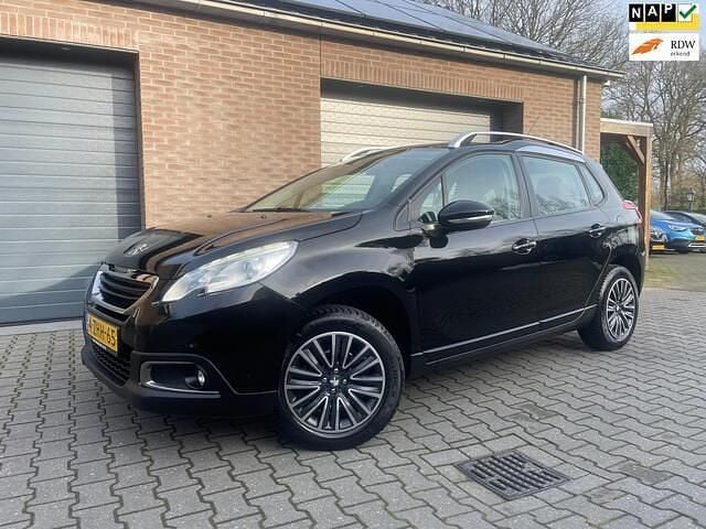 Zwart Occasion 2015 Peugeot 2008 Active SUV | € 5.450 (Goede deal) - Afbeelding 1/4
