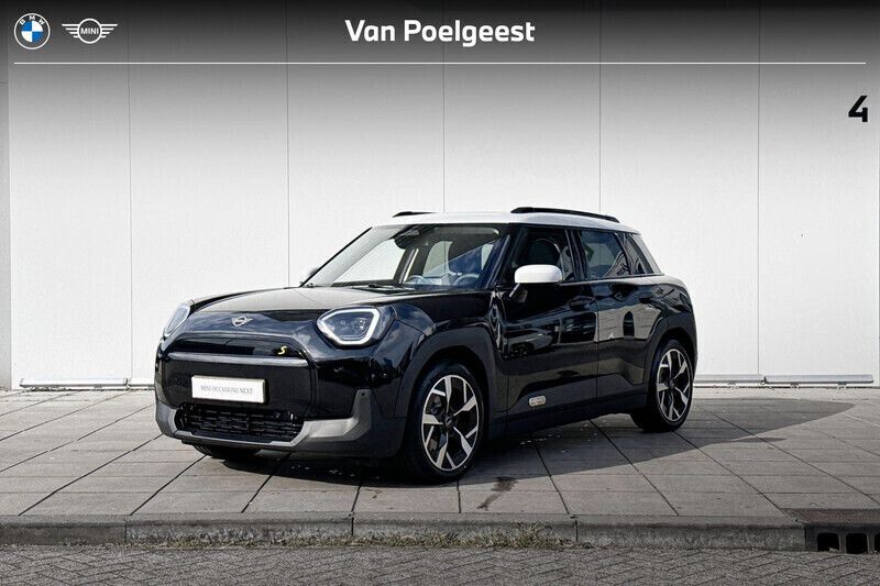 Midnight black ii Gebruikt 2025 Mini Aceman Classic SUV | € 38.900 (Goede deal) - Afbeelding 1/4