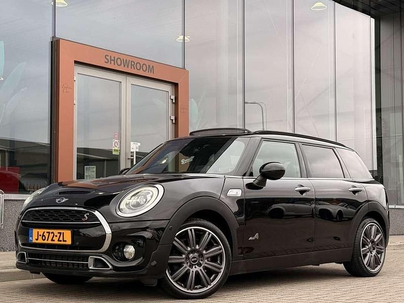 Zwart Gebruikt 2017 Mini Cooper S Clubman Business Stationwagen | € 20.900 (Eerlijke prijs) - Afbeelding 1/4
