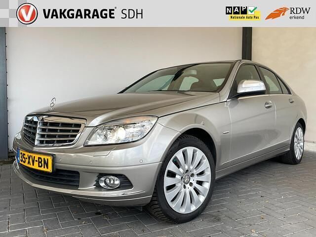 Grijs Gebruikt 2007 Mercedes C320 Elegance Sedan | € 7.950 (Eerlijke prijs) - Afbeelding 1/4