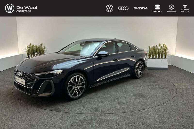 Blauw Nieuw 2025 Audi A5 Ambiente Coupé | € 69.164 (Eerlijke prijs) - Afbeelding 1/4