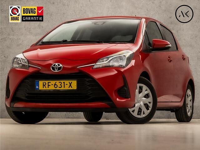 Rood, metallic lak Gebruikt 2017 Toyota Yaris Sport Hatchback | € 8.745 (Super prijs) - Afbeelding 1/4