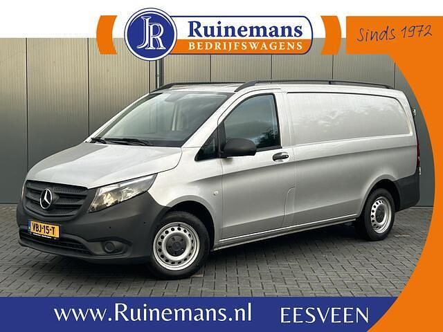 Grijs Gebruikt 2019 Mercedes Vito MPV | € 16.950 (Goede deal) - Afbeelding 1/4