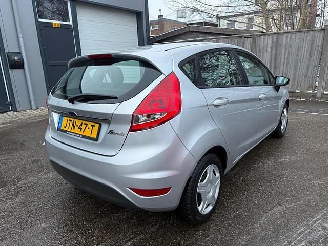 Occasion Ford Fiesta Trend 82 PK (60 kW) 2009 Grijs (metallic) Hatchback