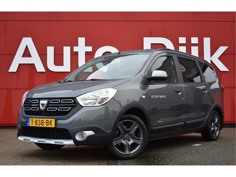 Grijs Gebruikt 2017 Dacia Lodgy Stepway MPV | € 7.950 (Goede deal) - Afbeelding 1/4