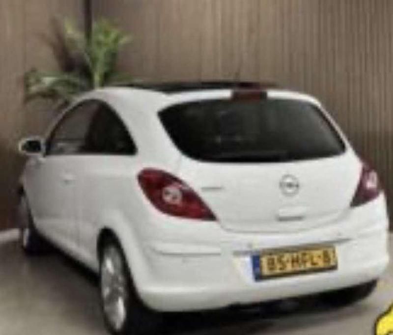 Occasion Opel Corsa Sport 90 PK (66 kW) 2008 Sedan
