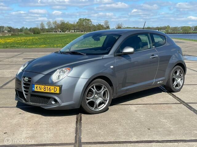 Grijs Gebruikt 2009 Alfa Romeo MiTo Progression Hatchback | € 5.250 (Iets duurder) - Afbeelding 1/4