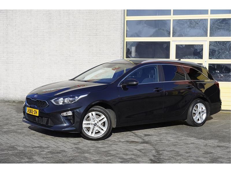 Occasion Kia Ceed 120 PK (88 kW) 2020 Zwart Hatchback