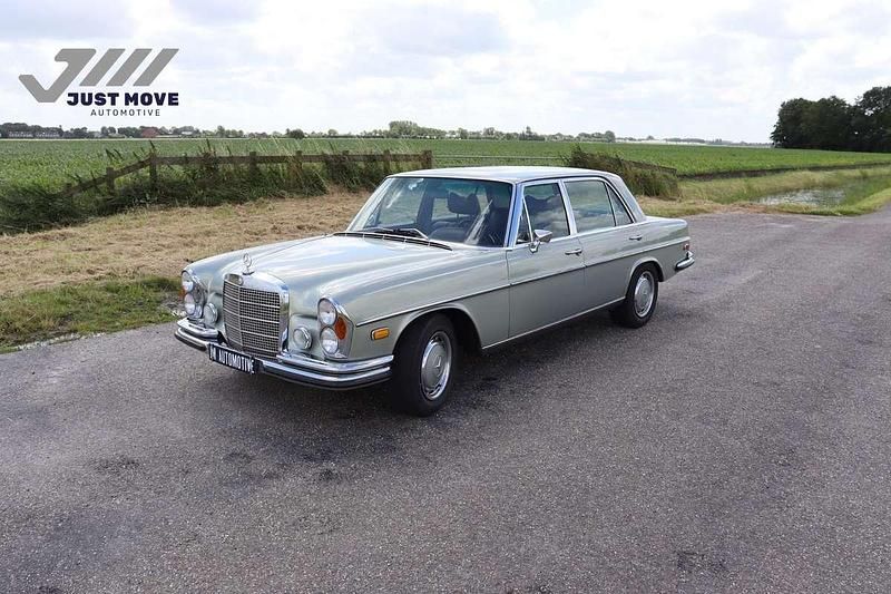 Groen Gebruikt 1969 Mercedes 300 Sedan | € 89.000 - Afbeelding 1/4