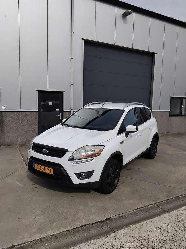 Wit Gebruikt 2010 Ford Kuga Titanium SUV | € 8.500 (Goede deal) - Afbeelding 1/4