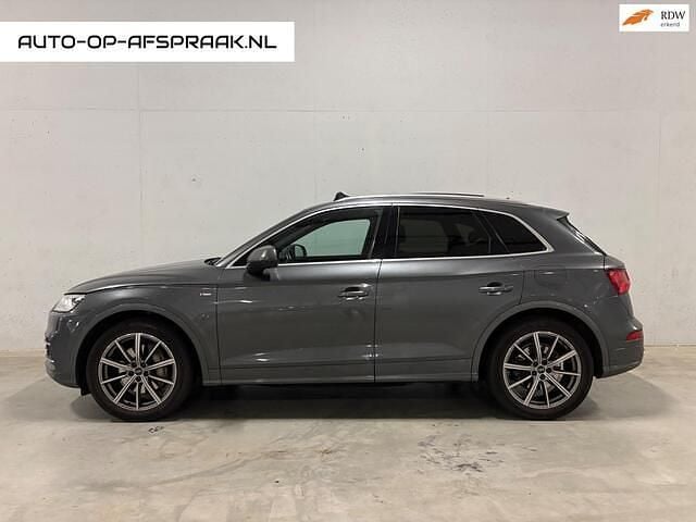 Occasion Audi Q5 Competition 252 PK (185 kW) 2020 Grijs (metallic) SUV
