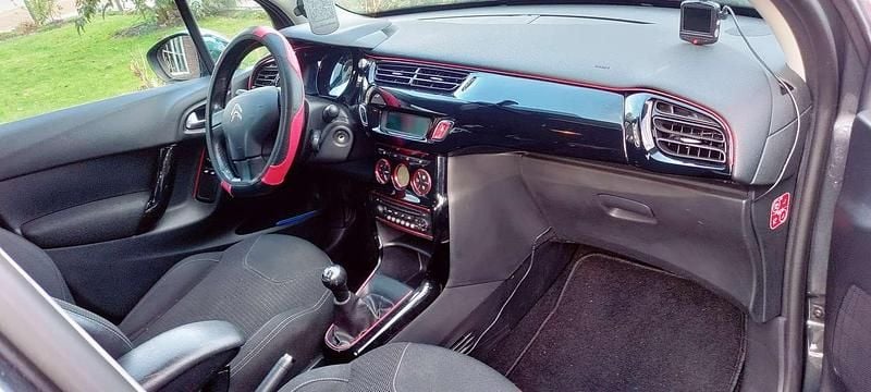 Grijs Gebruikt 2013 Citroën C3 Hatchback | € 3.499 (Eerlijke prijs) - Afbeelding 1/4