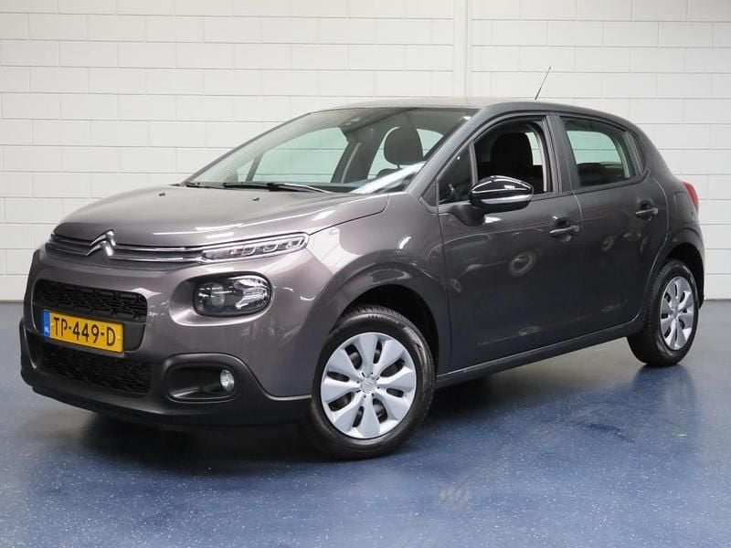 Grijs (metallic) Gebruikt 2018 Citroën C3 Feel Hatchback | € 8.442 (Goede deal) - Afbeelding 1/4