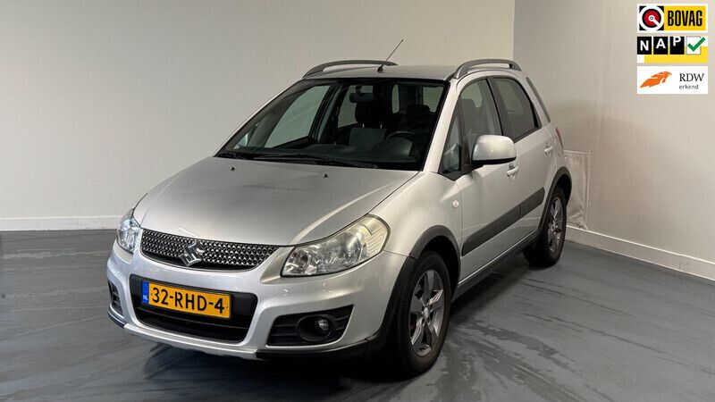 Grijs Gebruikt 2011 Suzuki SX4 Limited MPV | € 8.045 (Eerlijke prijs) - Afbeelding 1/4