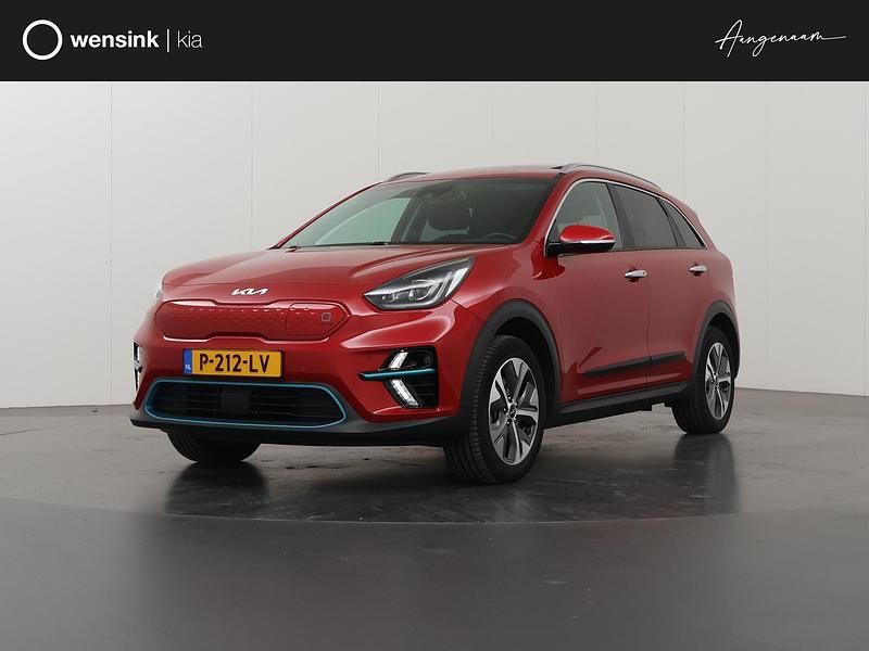 Rood Occasion 2022 Kia e-Niro SUV | € 21.935 (Eerlijke prijs) - Afbeelding 1/4
