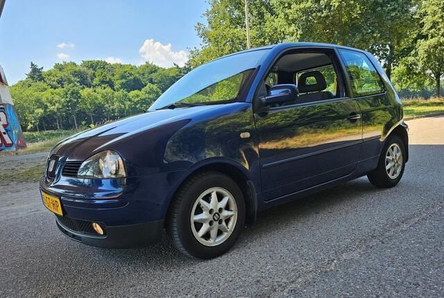 Blauw Gebruikt 2001 Seat Arosa Hatchback | € 1.750 (Iets duurder) - Afbeelding 1/4