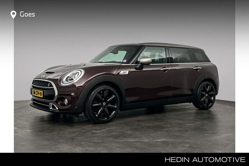 Rood Gebruikt 2016 Mini Cooper Clubman Stationwagen | € 22.880 (Duur) - Afbeelding 1/4