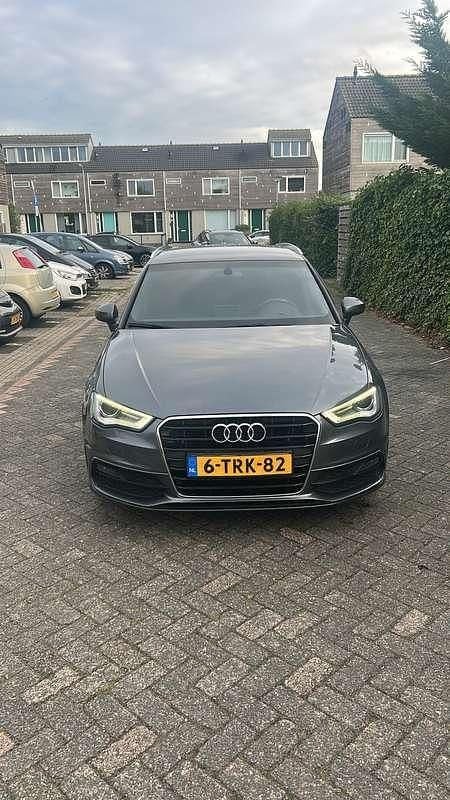 Grijs Occasion 2014 Audi A3 S-Line Sedan | € 7.700 (Goede deal) - Afbeelding 1/4