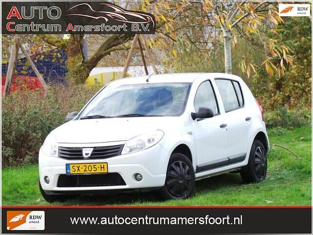 Wit Gebruikt 2012 Dacia Sandero Hatchback | € 2.949 (Goede deal) - Afbeelding 1/4