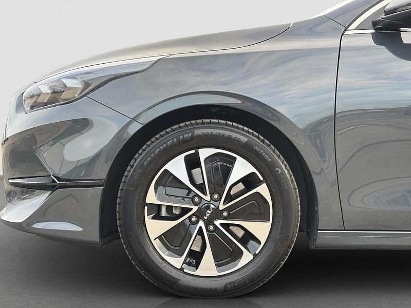 Occasion Kia Ceed 2025 Grijs Hatchback