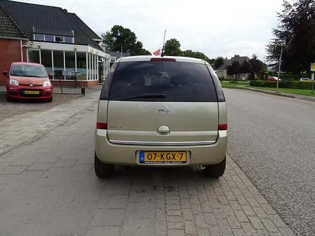 Afbeelding 2/3