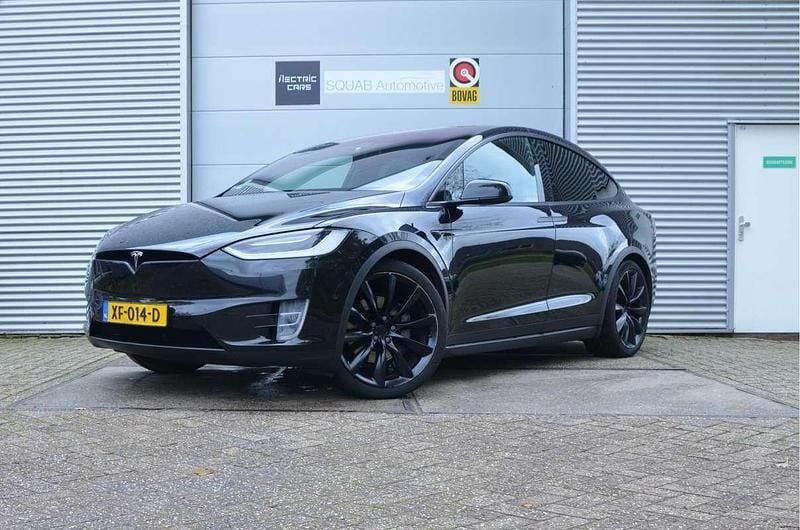 Zwart Gebruikt 2018 Tesla Model X SUV | € 36.500 (Eerlijke prijs) - Afbeelding 1/4