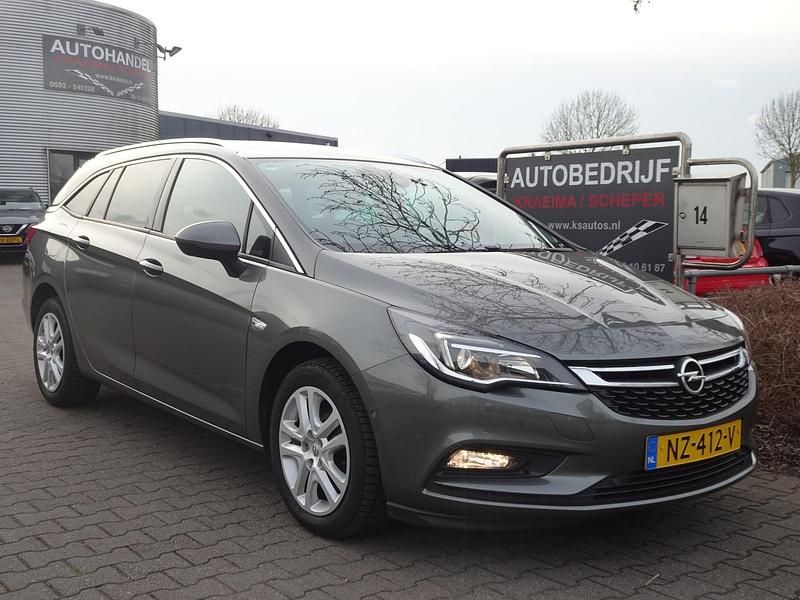 Occasion Opel Astra Innovation 150 PK (110 kW) 2017 Grijs Stationwagen
