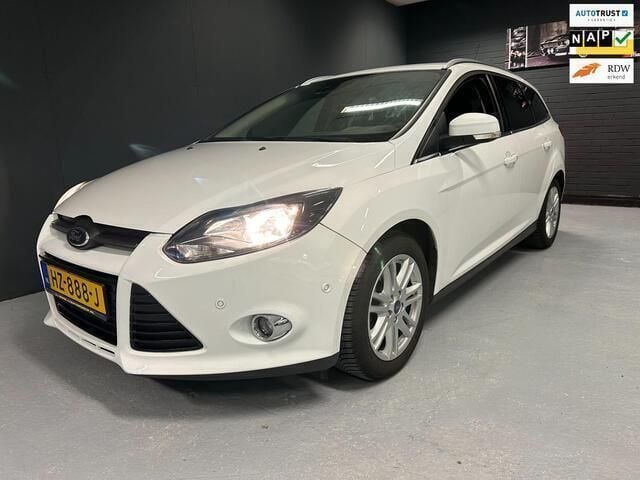 Wit Gebruikt 2014 Ford Focus Stationwagen | € 7.950 (Iets duurder) - Afbeelding 1/4