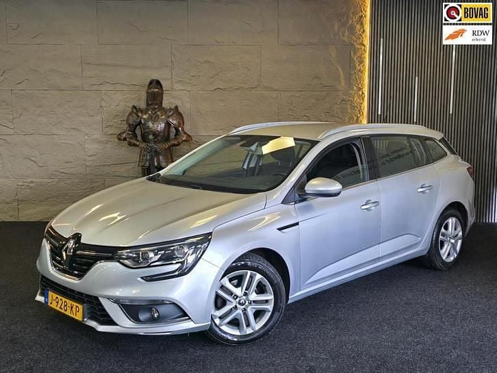 Gebruikt 2017 Renault Mégane IV LIMITED Stationwagen | € 11.299 (Eerlijke prijs) - Afbeelding 1/4
