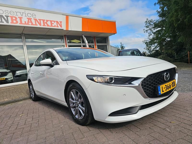 Occasion Mazda 3 Comfort 123 PK (90 kW) 2021 Wit Sedan