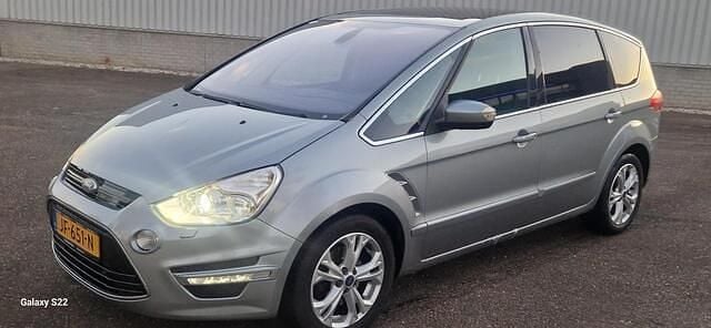Grijs Gebruikt 2014 Ford S-MAX S MPV | € 5.450 (Eerlijke prijs) - Afbeelding 1/4