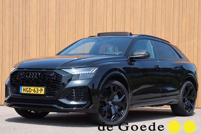 Zwart Gebruikt 2023 Audi RS Q8 SUV | € 179.940 (Duur) - Afbeelding 1/4
