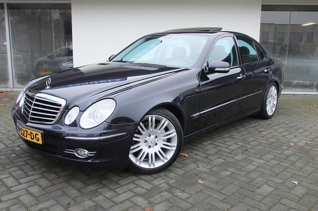 Occasion Mercedes E280 Avantgarde 233 PK (171 kW) 2007 Blauw Sedan